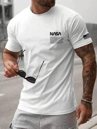 CAMISETA HOMBRE BLANCA NASA LETRAS AL COSTADO